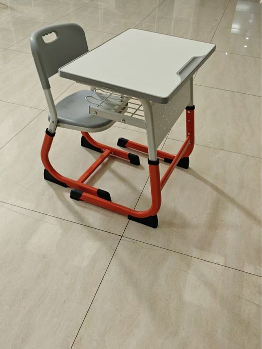 Парта школьная двухместная в комплекте