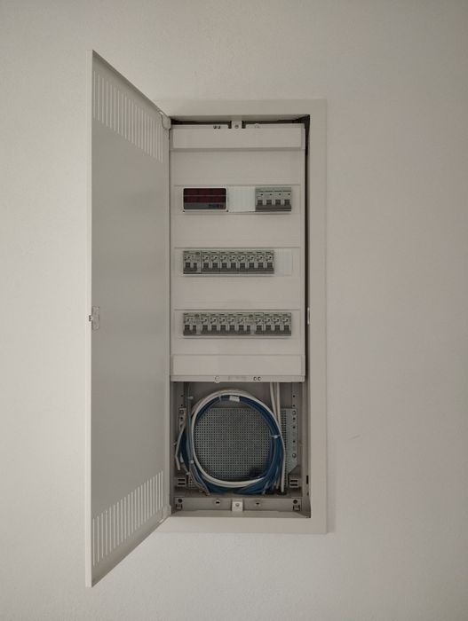 Electrician instalații electrice Brașov Codlea