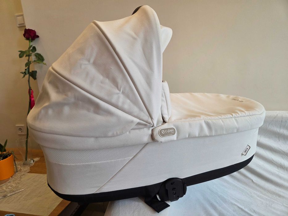 Cybex balios s lux бебешки кош