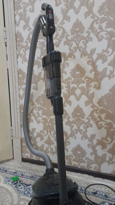 Срочно витек  ва самсунг пилисос сотилади