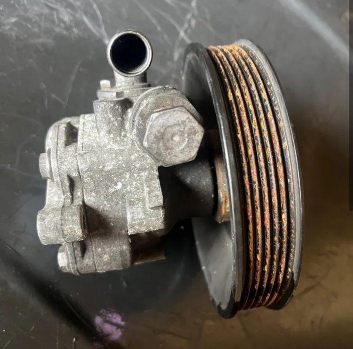 Pompa servo directie 2.5tdi Vw Crafter an 2006-2013 ( Euro 4 )