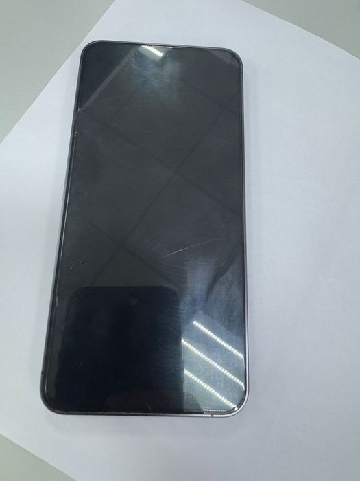 Продаю телефон s24