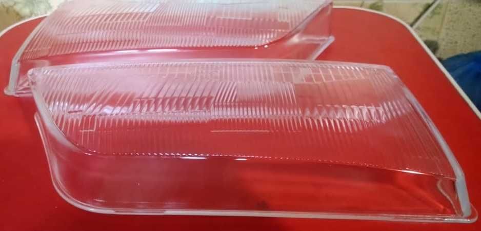 стекло фары NISSAN Maxima