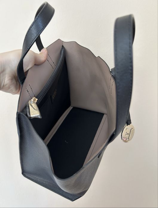 Черна чанта Furla