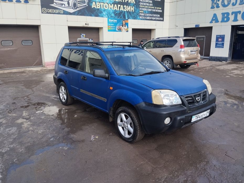 Продам машину  ниссан