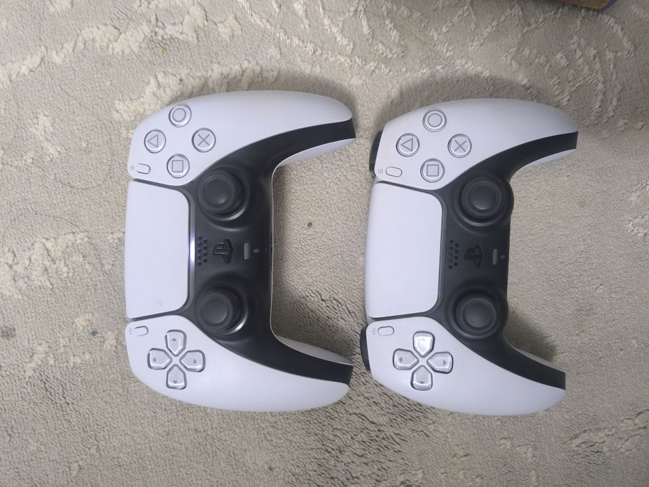 "Playstation 5+4 игры"