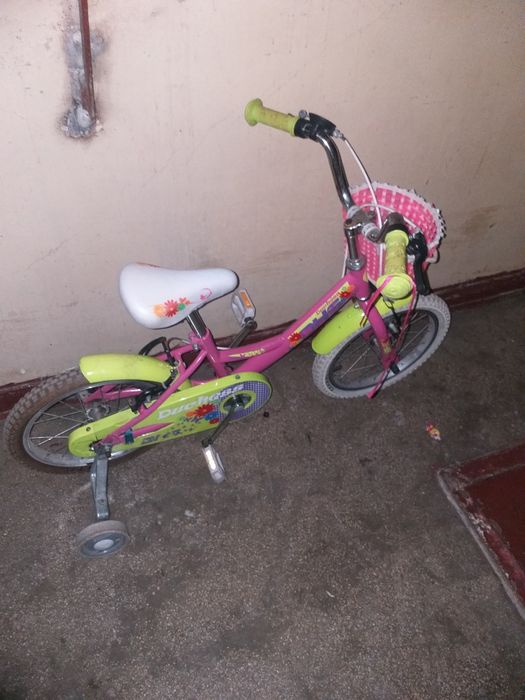 Bicicletă de fetițe