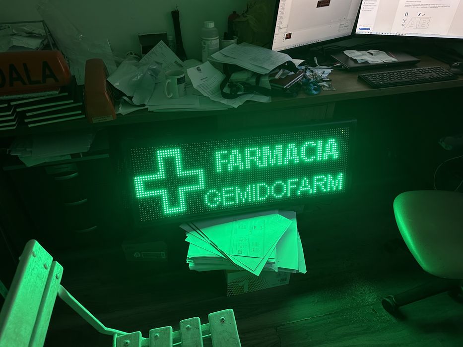 Cruci de farmacie LogoPrint