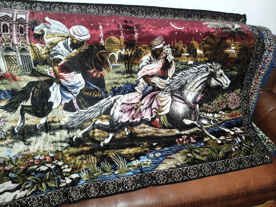 Carpeta cu Rapirea din Serai, stare impecabila -1970