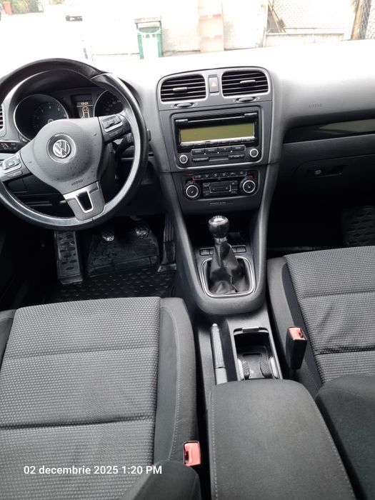 Vând Volkswagen Golf 6 1.4 TSI