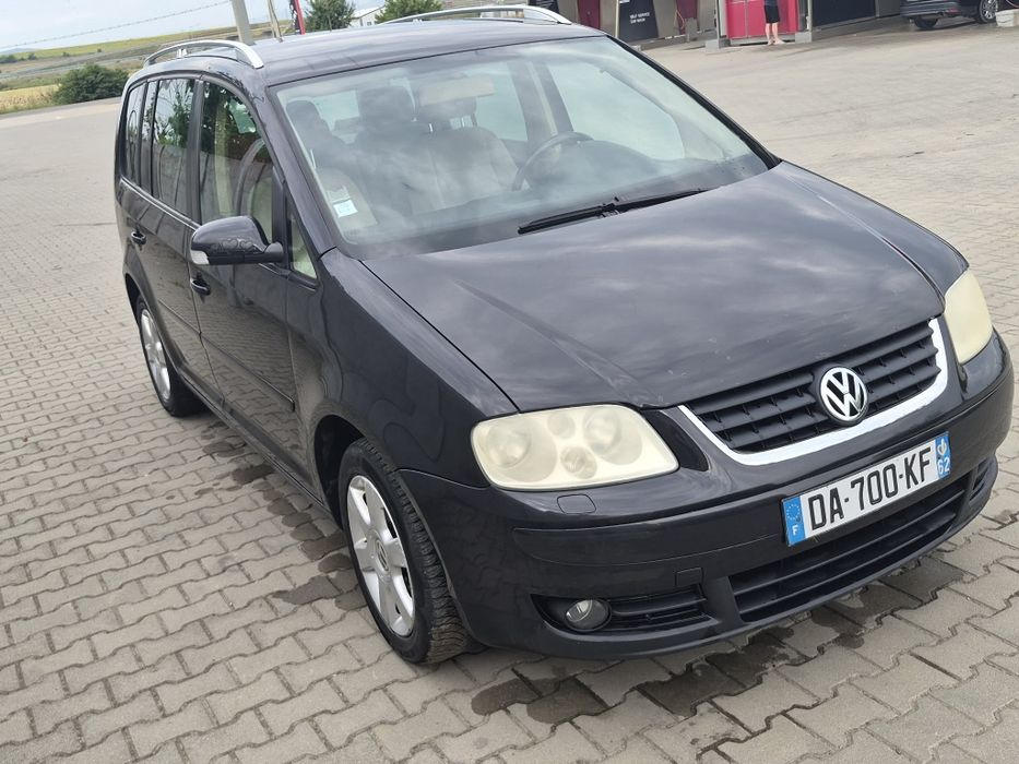 Volkswagen Touran (2004) – 1.9 TDI, 5 Locuri, Motor 160.000 km