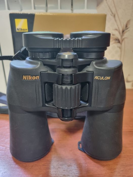 Продам Nikon aculon 16×50