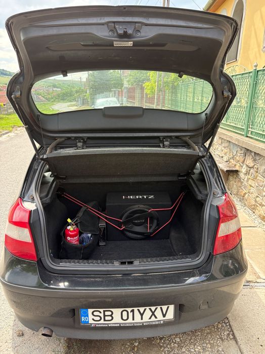 BMW seria 1, 116i