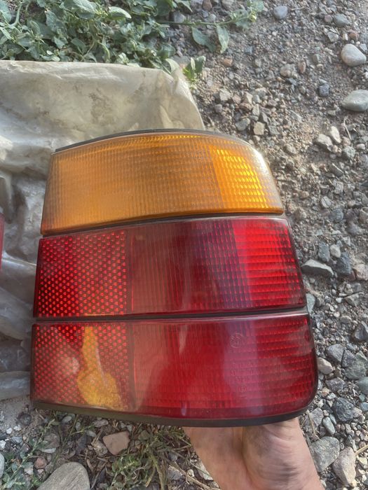 Задние фары BMW E34
