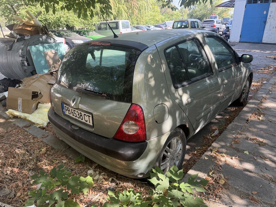 Рено клио на части