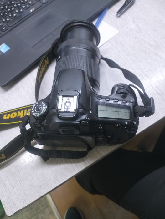 Canon E O S 60 D