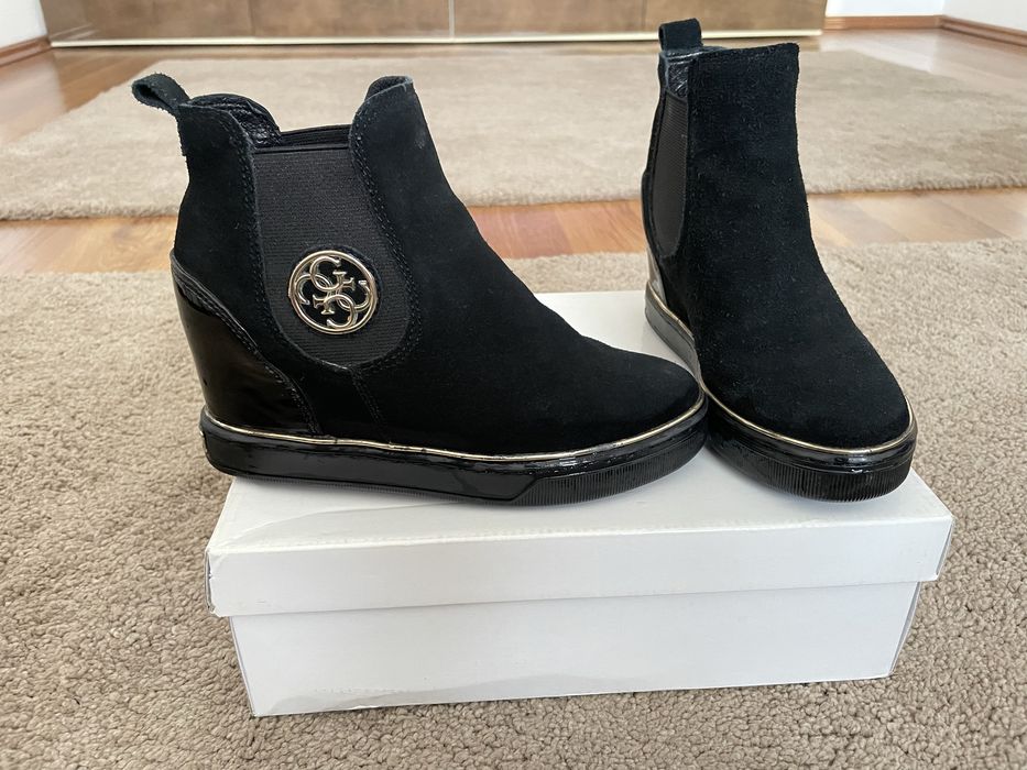 Ghete Guess, 35, wedge