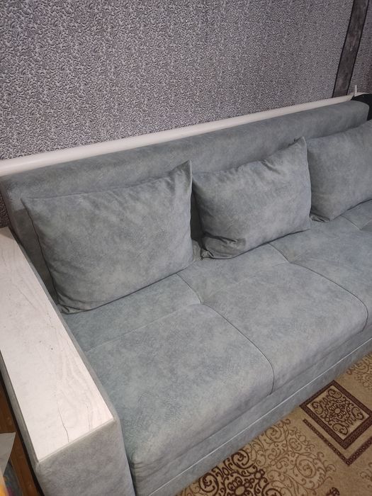 Продам диван в отличном состоянии