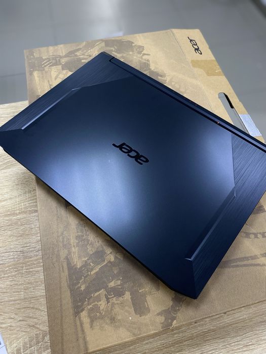 Ноутбук Asus Nitro 5 (ТМ79)