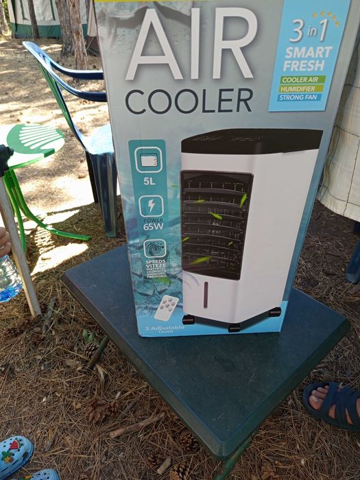 Продавам климатик за каравана