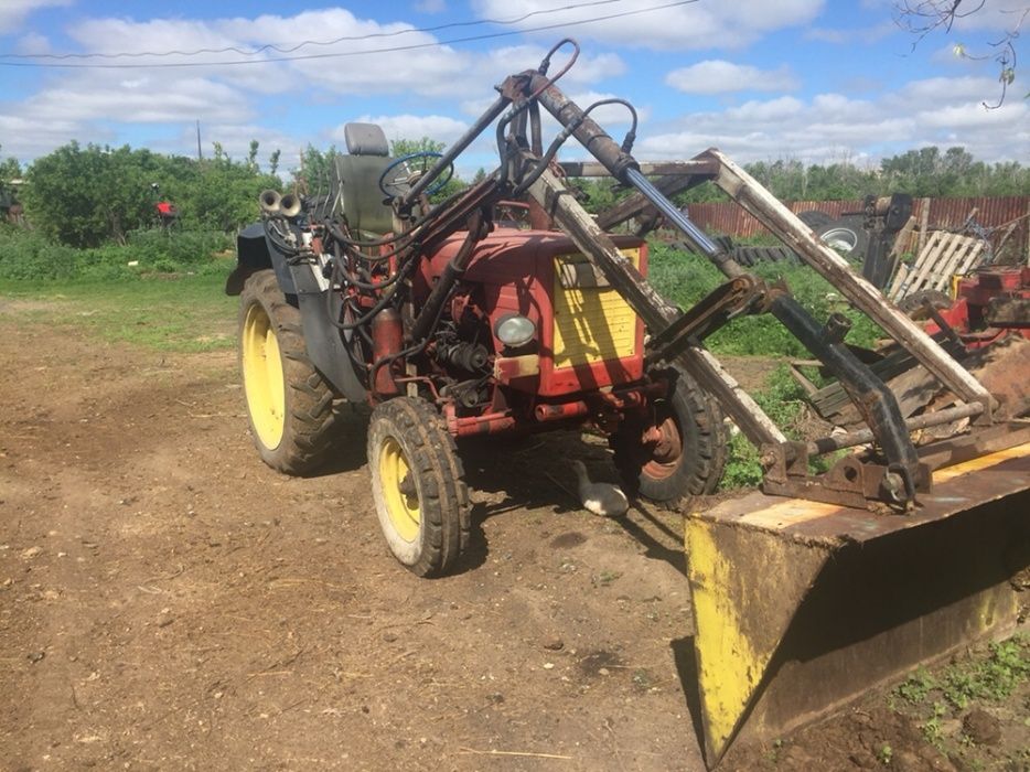 Продам трактор Т-25