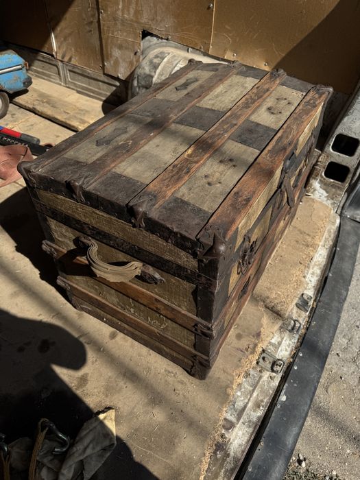 Рядък сандък автентичен