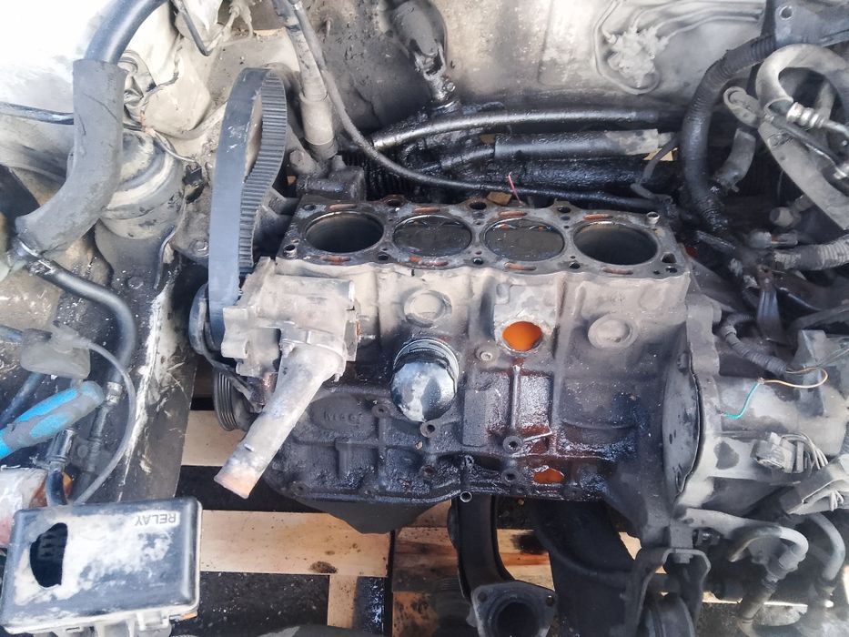 Продам матор 4s 150к торг голый