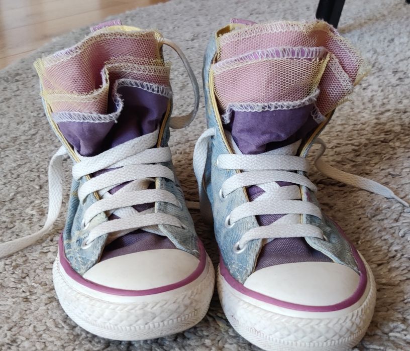 Детски момичешки  кецове Converse с тюл 28 номер