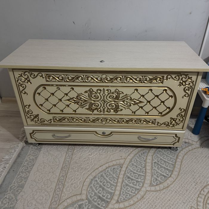 Сундук сандық в хорошем состоянии