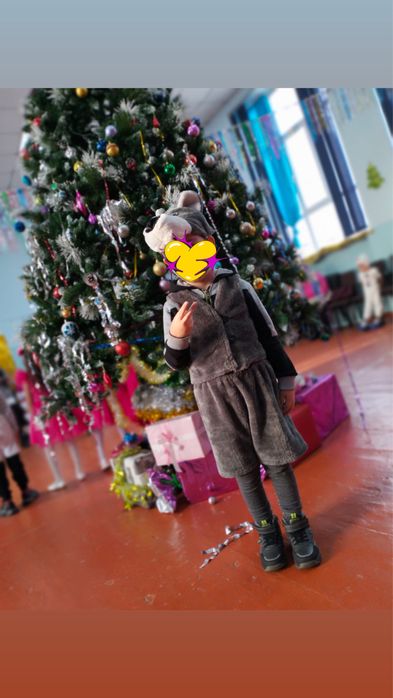 Новогодние костюмы и платья