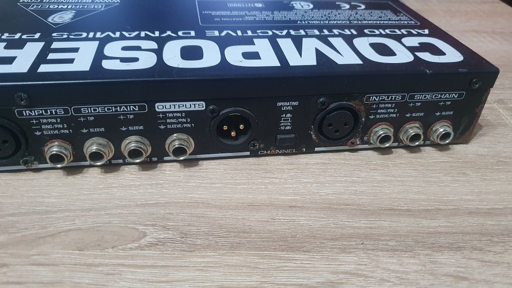 Vand Mixer și procesor audio