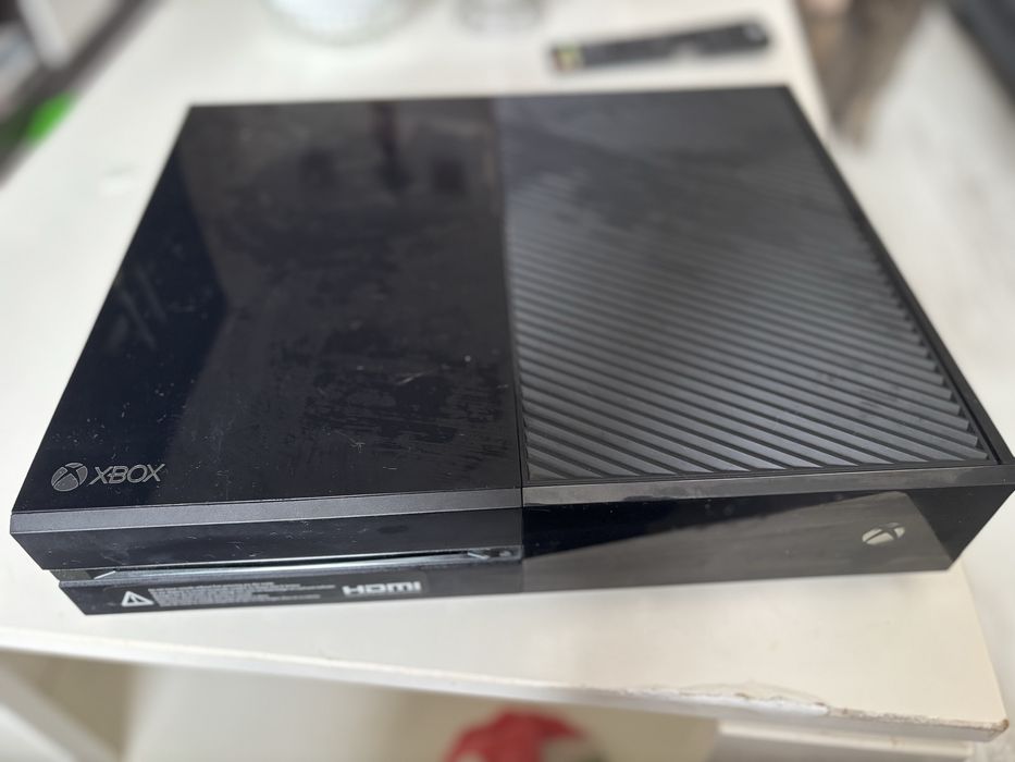 Xbox One 365GB folosit