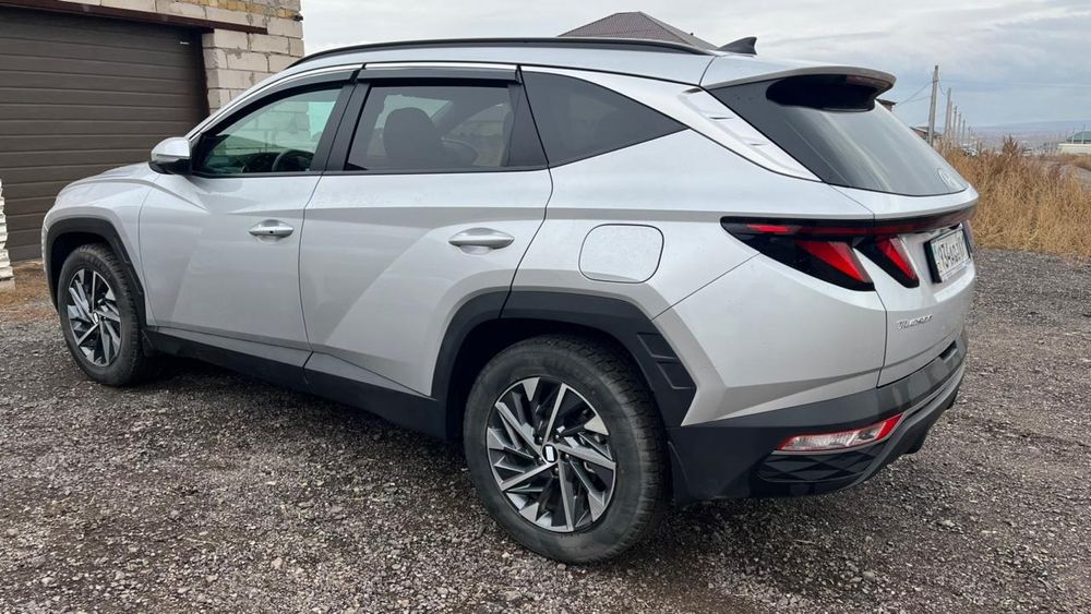 Tucson 2.5 4wd продам срочно