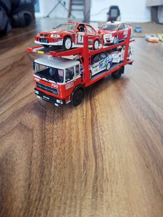 Macheta camion transportor auto Fiat 684N H