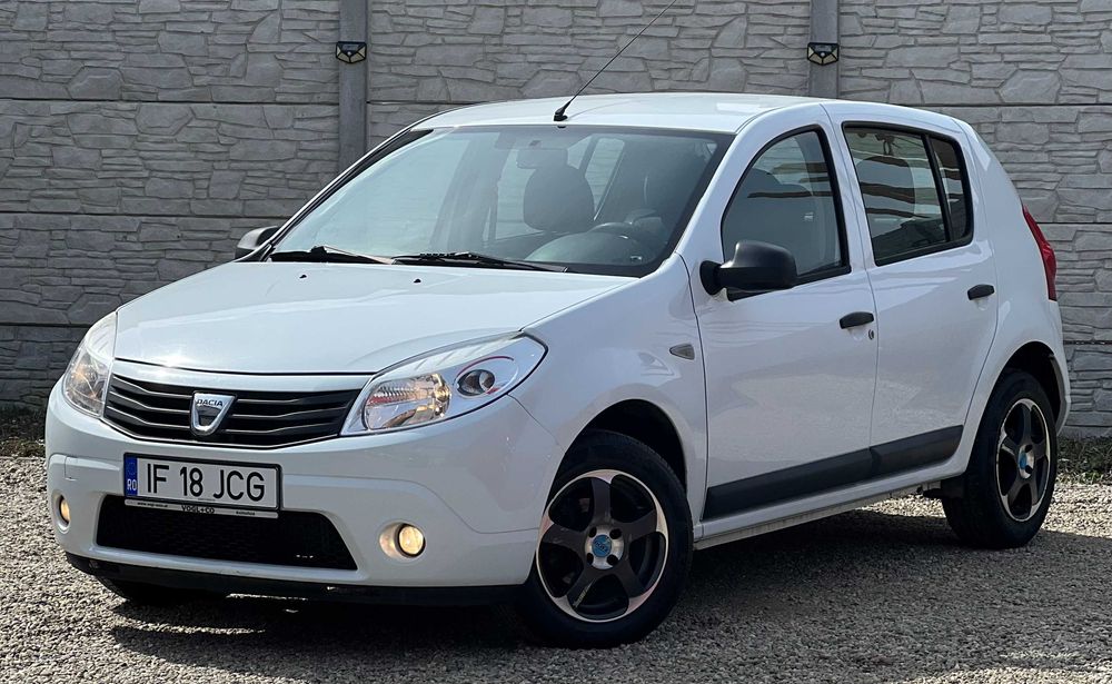 Dacia Sandero 1.2 16V Live / GPL / Webasto / Rate Avans 0