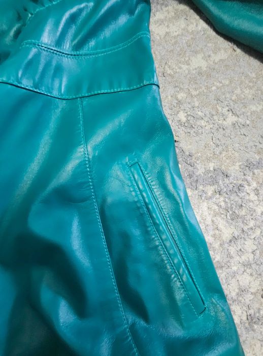 Плащ кожаный зелёный