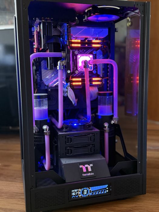 Thermaltake Tower 900 Case