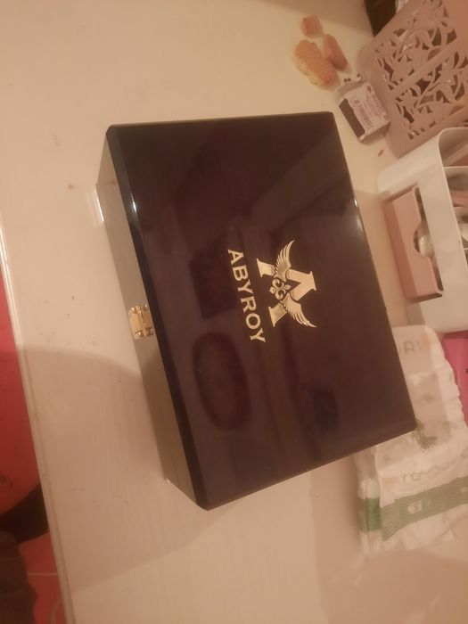 Abyroy сағаты сатылады