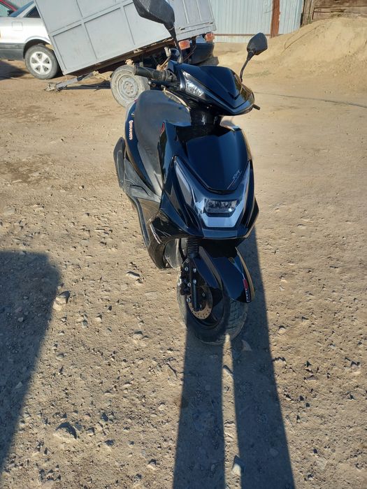 Скутер м 11. 125 куб