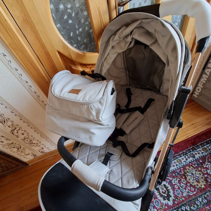 Срочно продается Коляска Ining baby