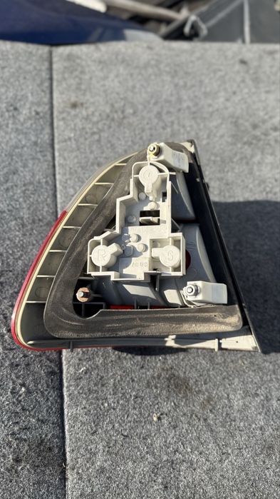 Външен десен стоп за БМВ 3 Серия Е46 комби