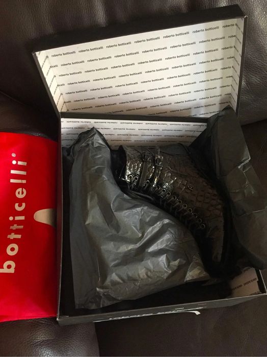 Roberto Botticelli боти, номер 38, перфектни!