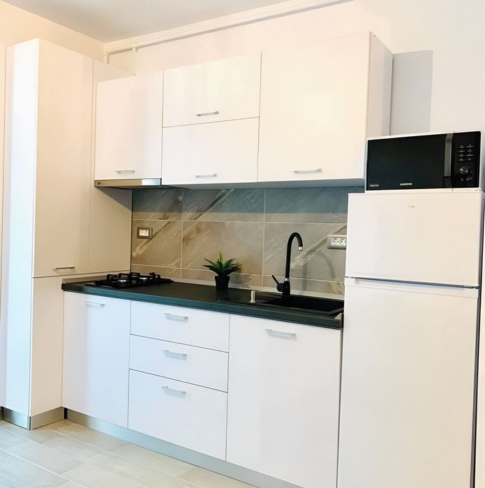 Închiriez apartamente in complexul Alezzi beach resort