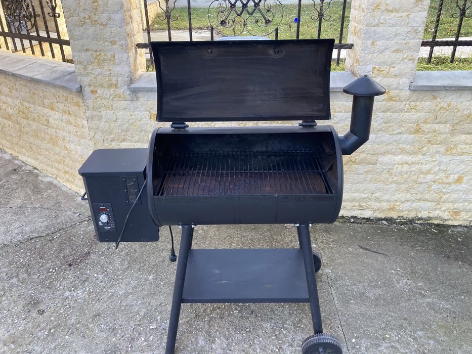 Smoker/ gratar / afumatoare pe peleti