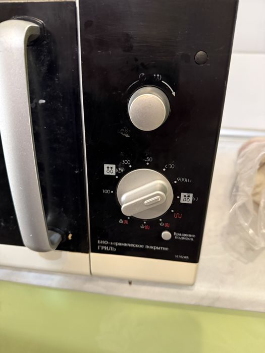 Продам микроволновый печь samsung
