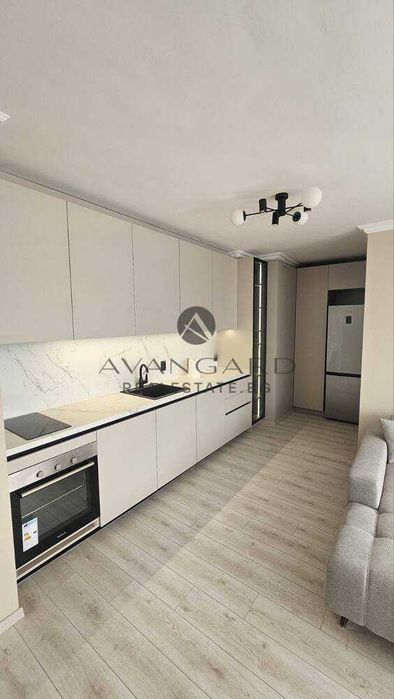 Продава се Двустаен апартамент в Пловдив, Кършияка - 80 кв.м за 2040 €/кв.м - Снимка #2