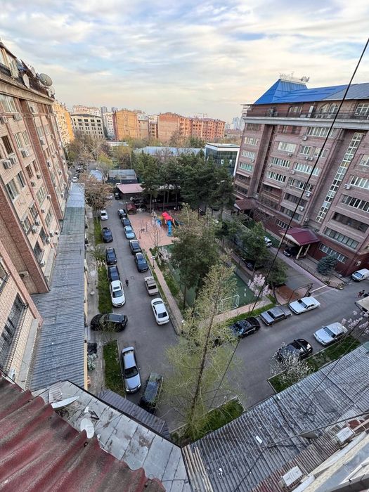 Продается квартира коробка центр метро Ойбек Габус 220 м²