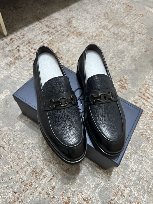 Продам туфли новые 43 размер