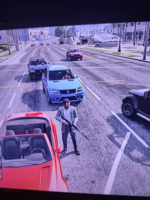 PS3 1TB + 2 джойстика + GTA 5 – Готов за игра