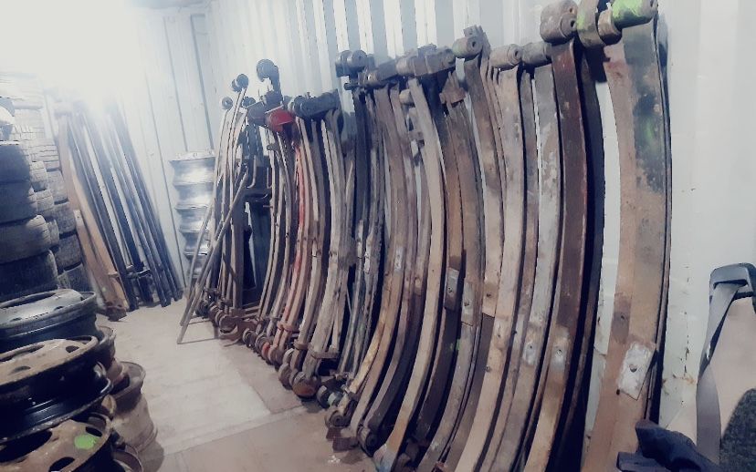 Коробка. Грузовой разбор. Мотор. Мост 17.5. Мост 19.5. Рессоры.